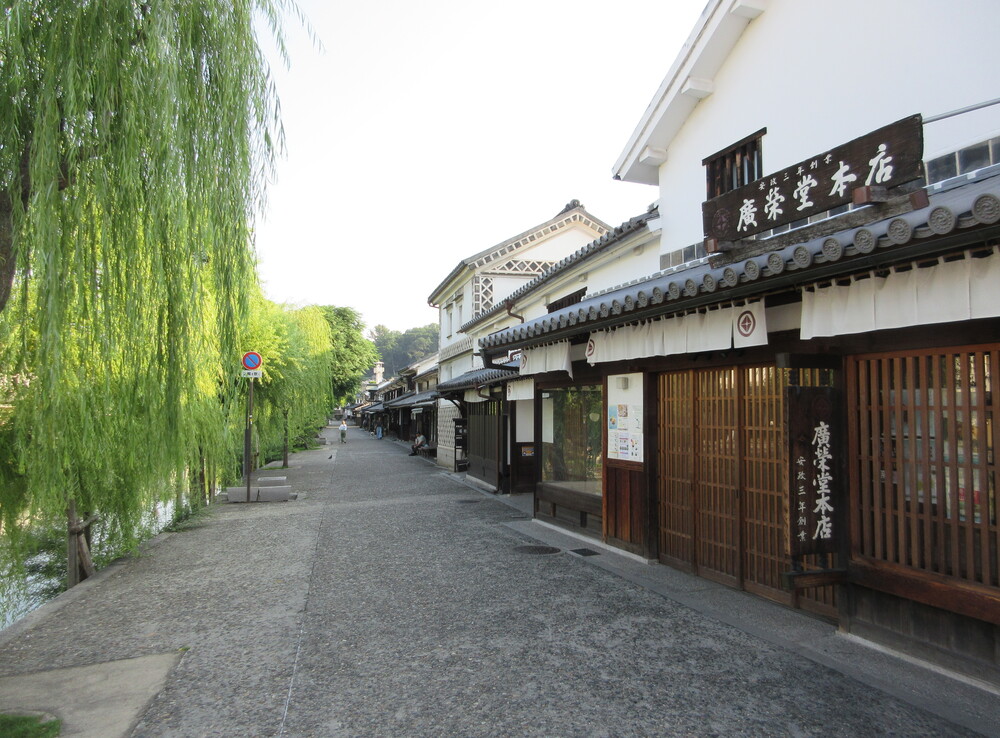 �q�~���ϒn��i���R���q�~�s�j