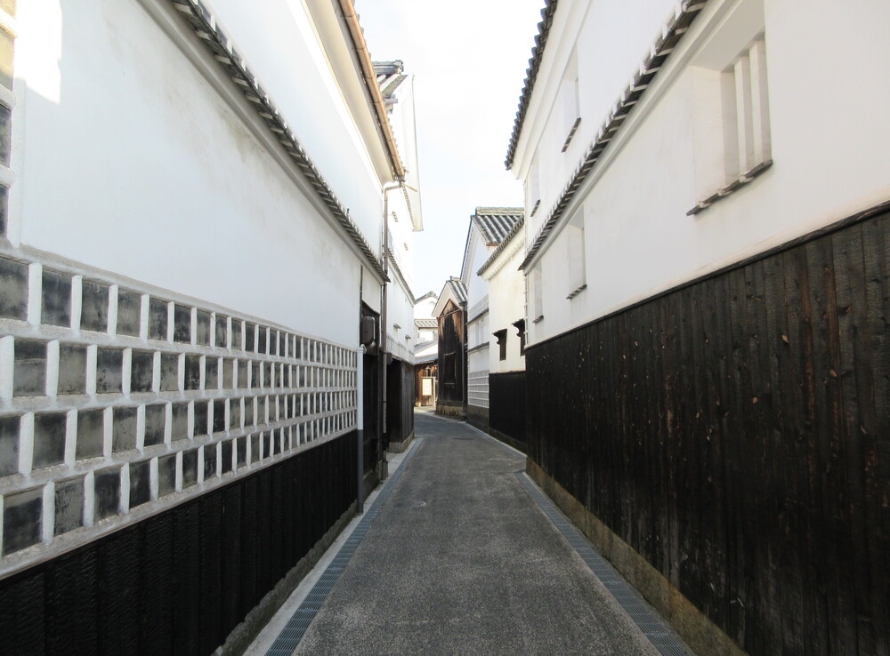 �q�~���ϒn��i���R���q�~�s�j