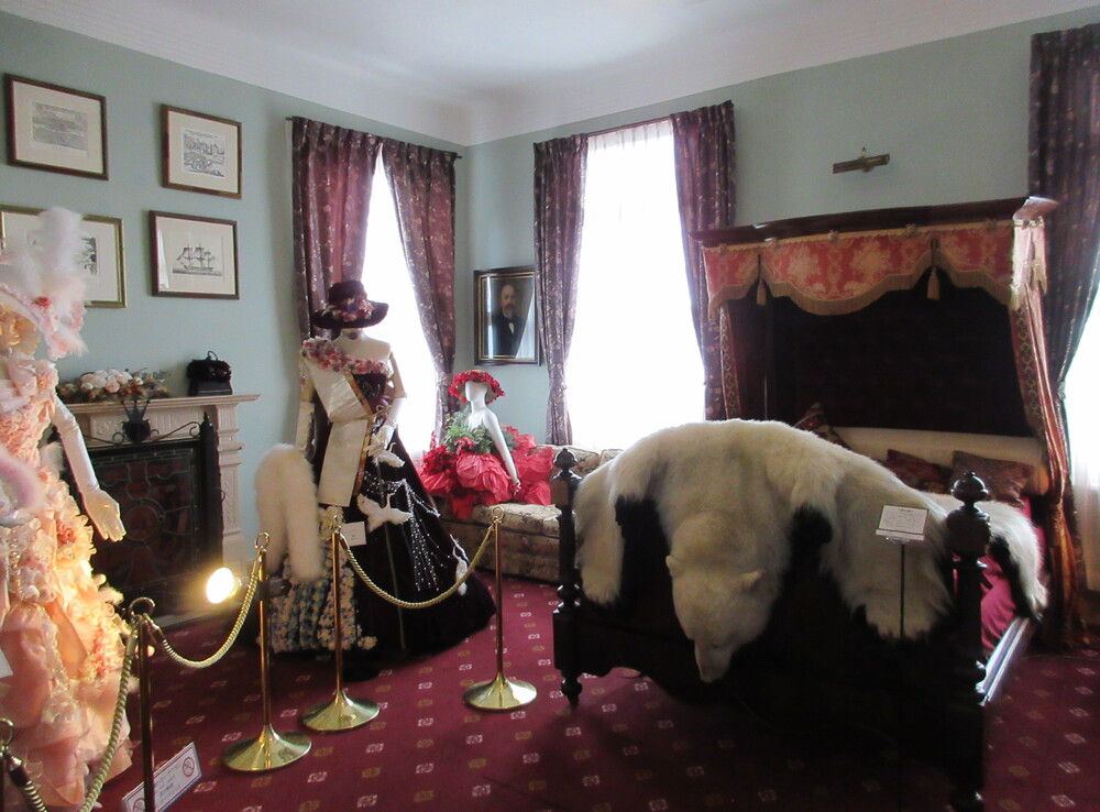 �k��O���l��y���i���t�����[�K�@�E��������z�j