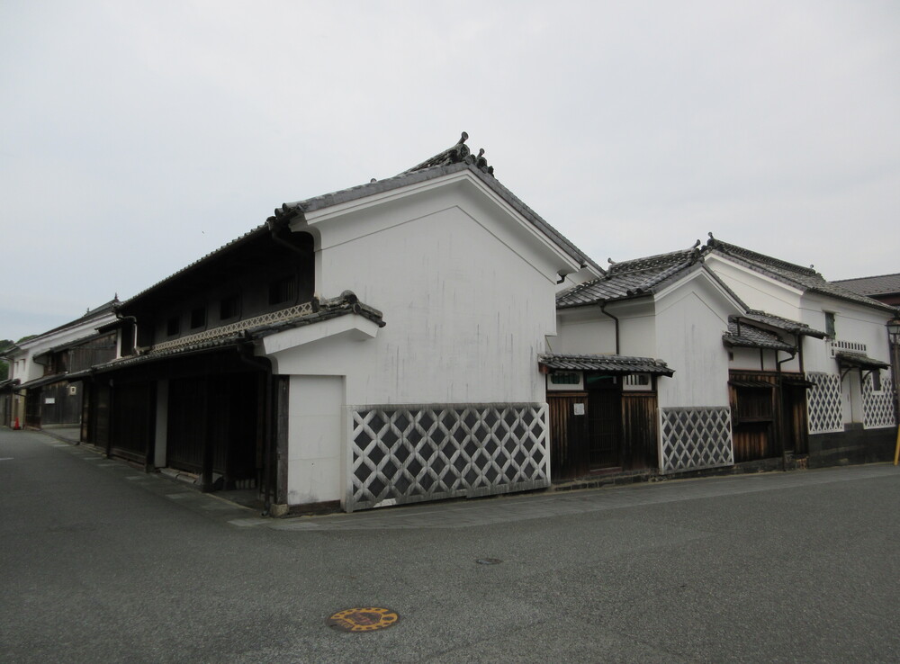 ���R���ƏZ��i�l�蒬���݌𗬊فj