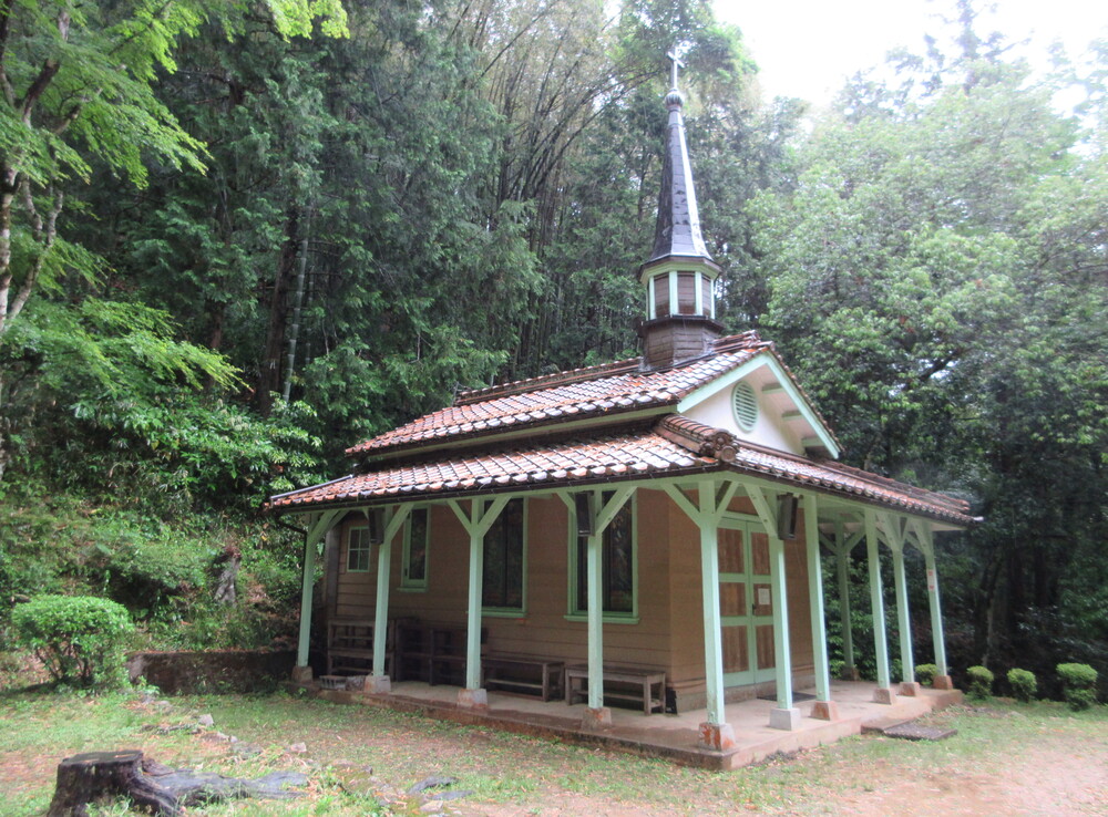 �������}���A����