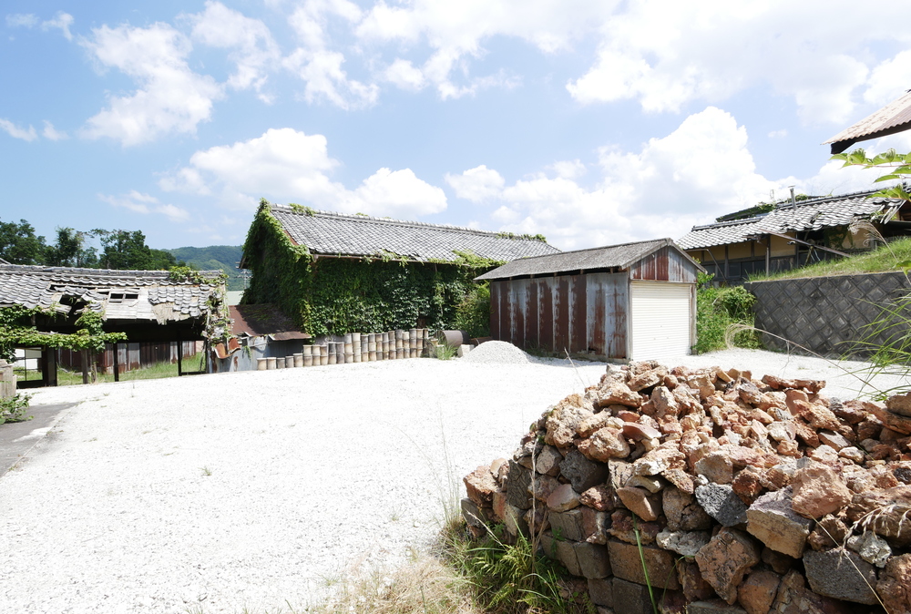 信楽の町並み(滋賀県甲賀市)