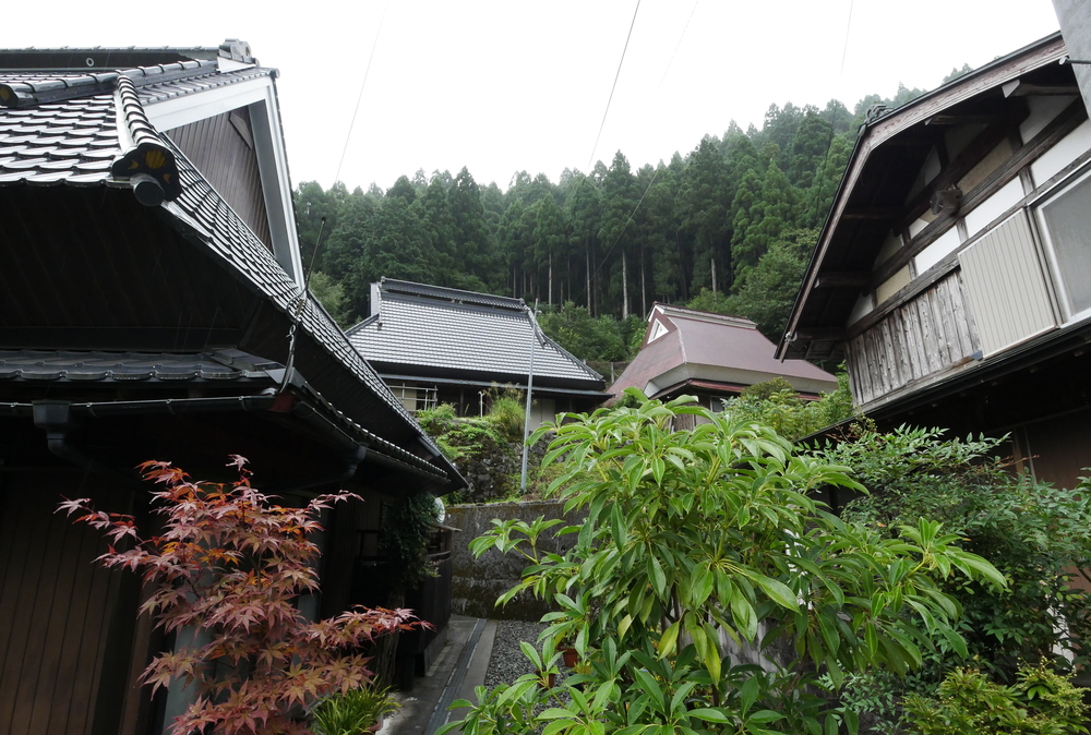 葛川坊村町の町並み(滋賀県大津市)