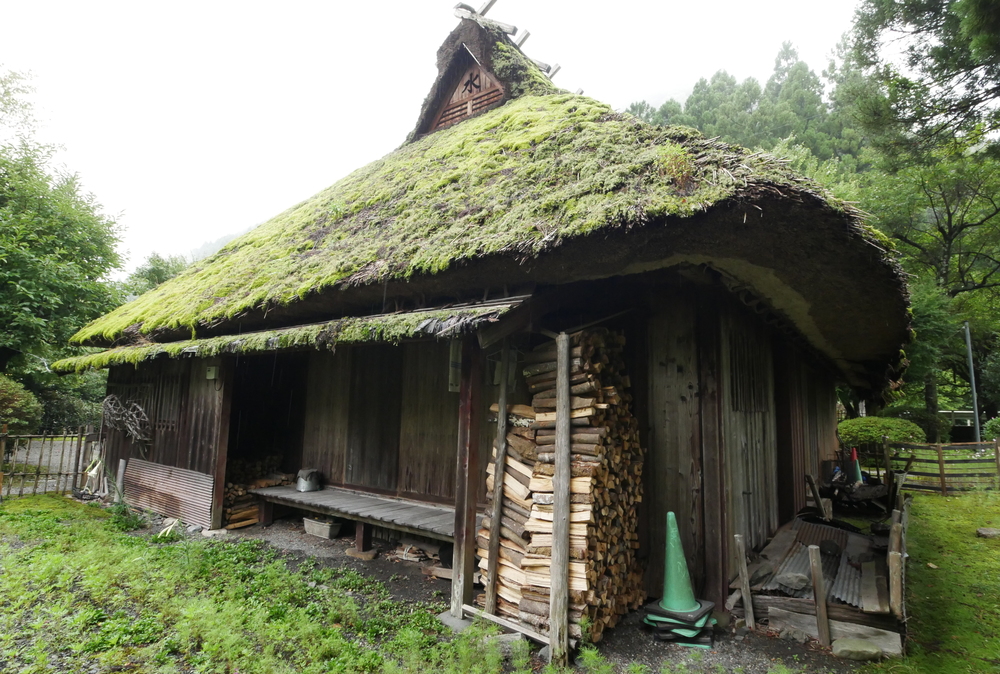 葛川かや葺の家|葛川坊村町(滋賀県大津市)
