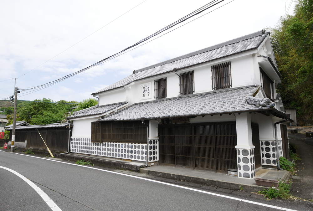 松合土蔵白壁の町並み(熊本県宇城市)